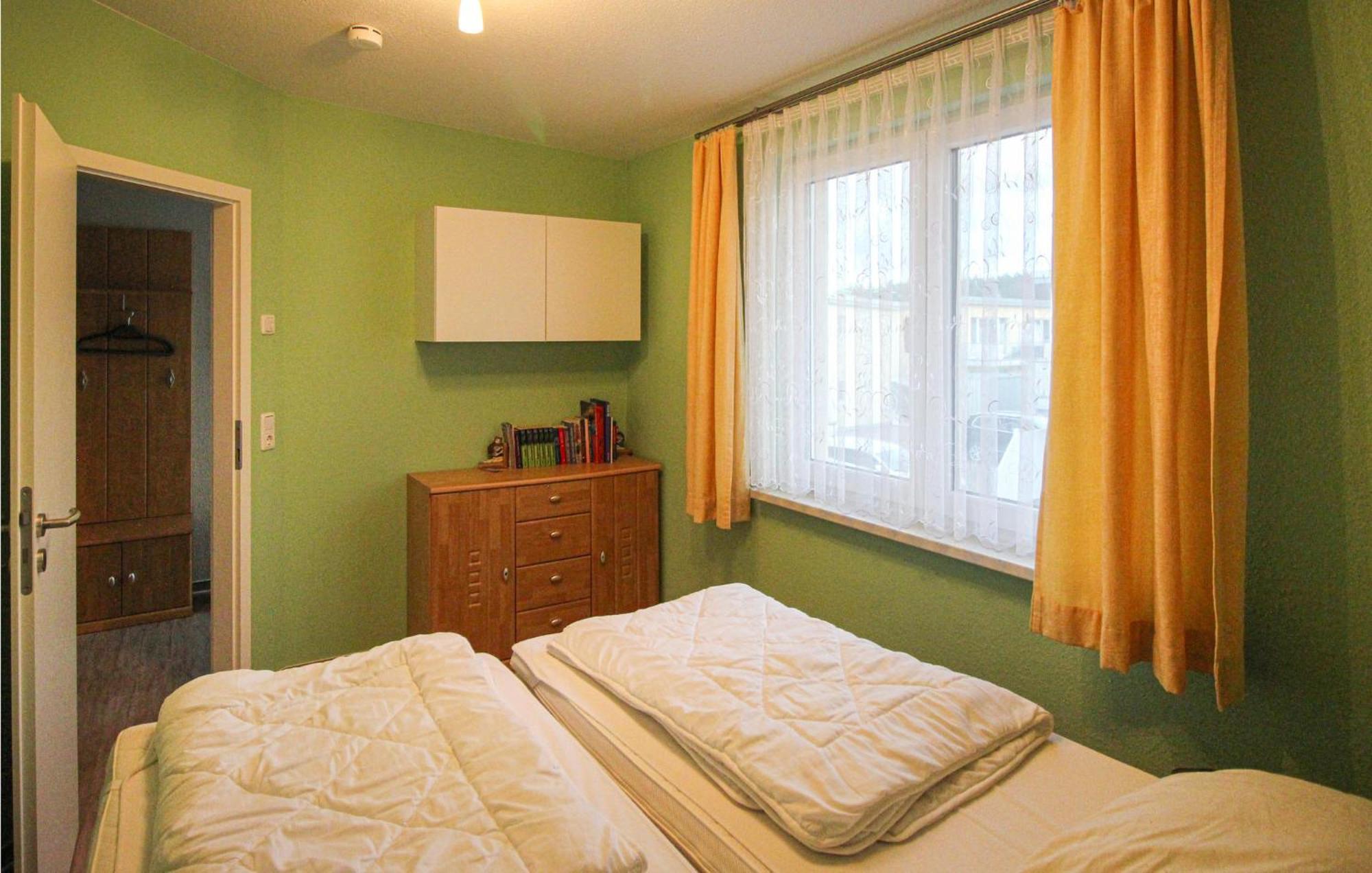 Stunning Apartment In Graal-Mueritz With Kitchen Exterior photo